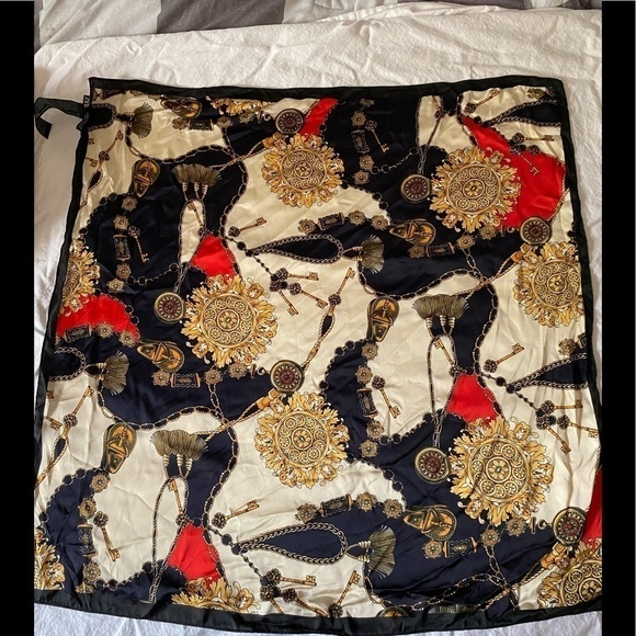 Zara Accessories - Zara chains and tassels print 27x27 poly scarf nwt